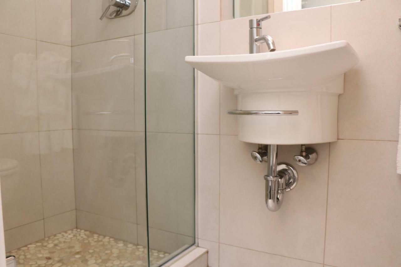 בוסטון Cozy & Stylish Newbury Street Studio, #9 מראה חיצוני תמונה